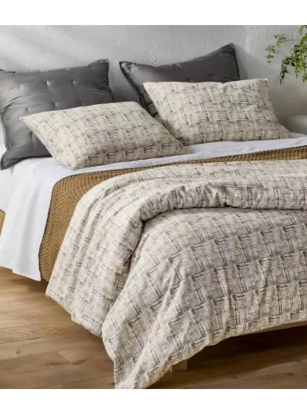 Heavyweight Linen Blend Duvet Cover and Sham Set Grid Print - Casaluna king set